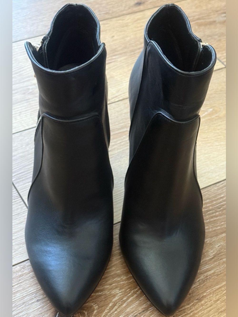 BCBG Generation Pointed square heeled bootie